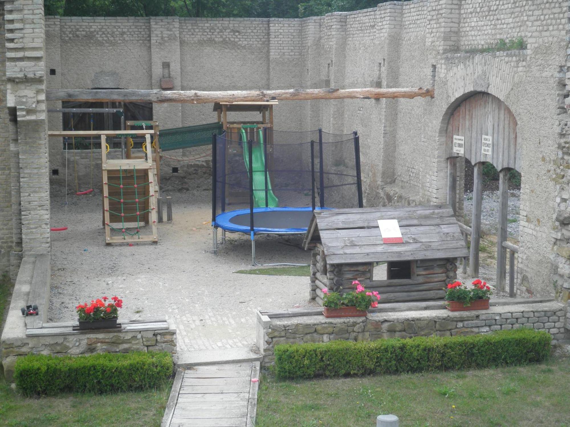 Penzion Ve Stoleti Loděnice المظهر الخارجي الصورة