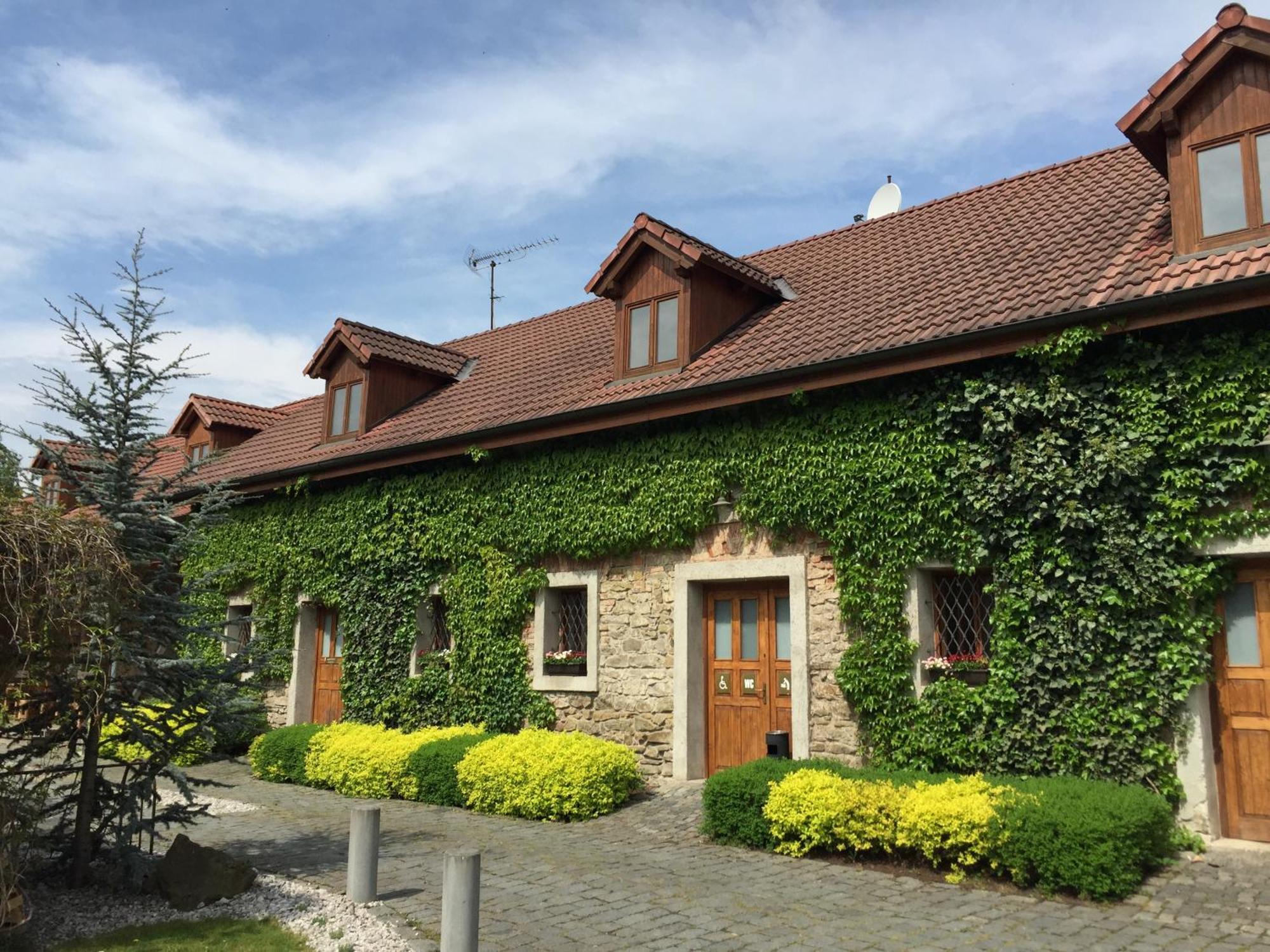 Penzion Ve Stoleti Loděnice المظهر الخارجي الصورة