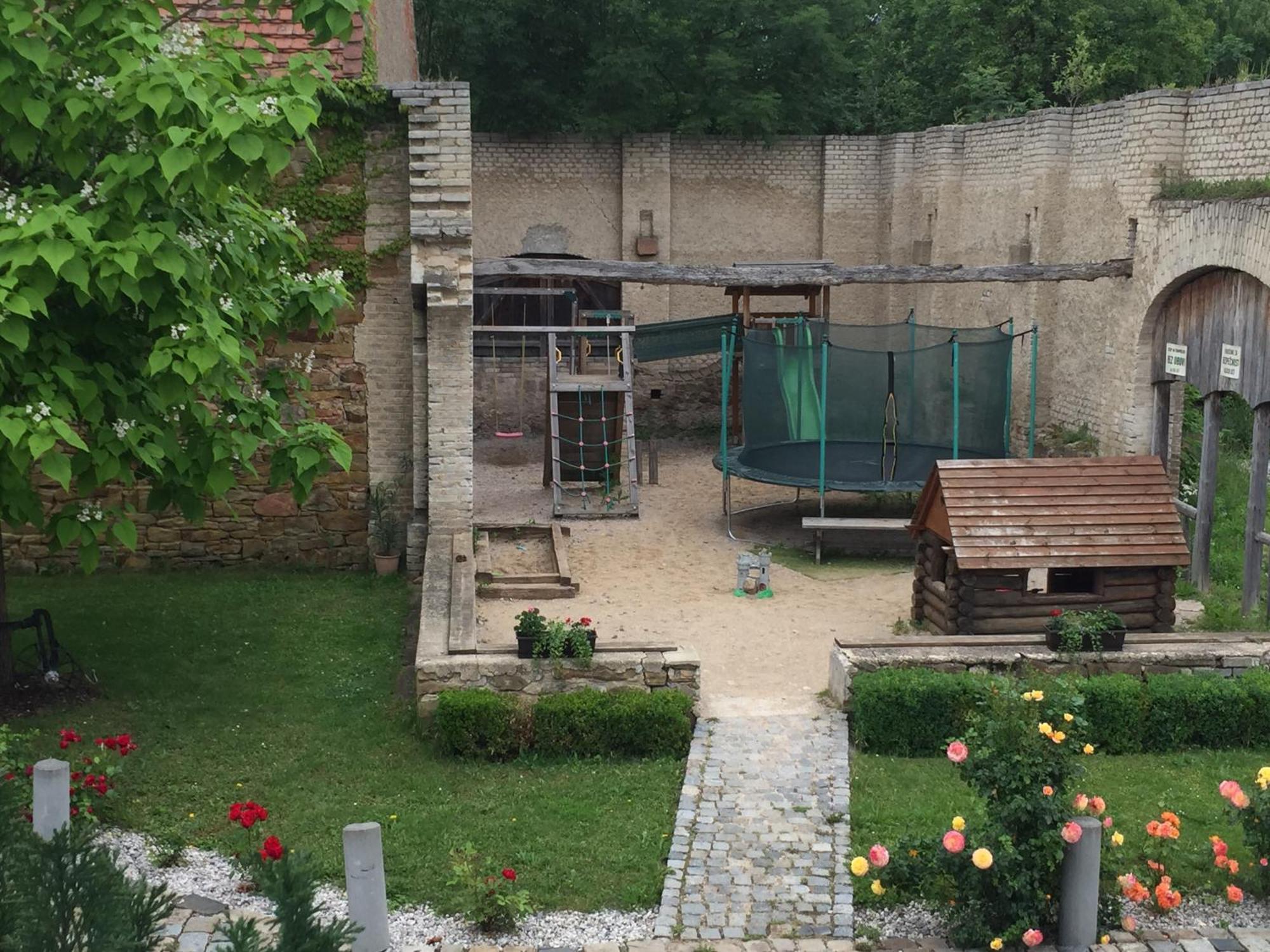 Penzion Ve Stoleti Loděnice المظهر الخارجي الصورة
